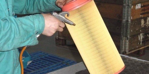 青島空壓機(jī)維修｜空壓機(jī)濾清器的使用和保養(yǎng)！