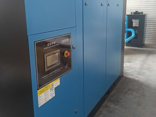 又一臺優(yōu)耐特斯空壓機正式安裝完成，投入生產(chǎn)！