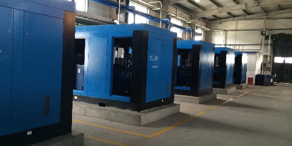 一臺大機&多臺小機，如何選擇？睿寂行空壓機